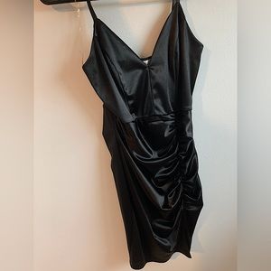 Honey and Rosie Medium Dillards Black Dress Side Ruch